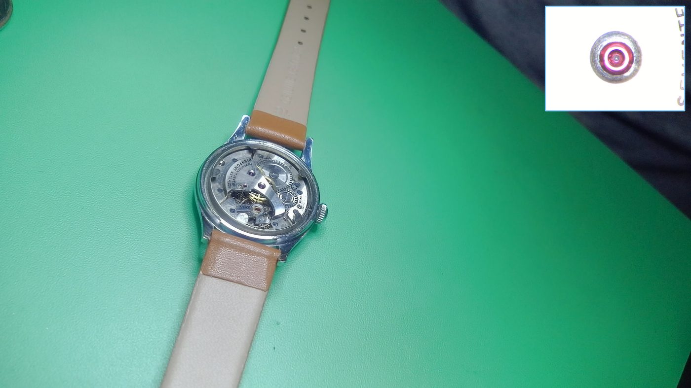 I thought this jewel might be cracked but it was just dirty I think I swobbed it with my cleaning swab and I think that was like your crack came right off.