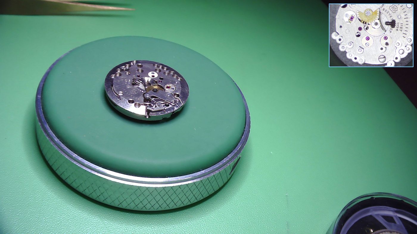 I remove the cannon pin, you can see the microscope view here and I put that in tray position 2.